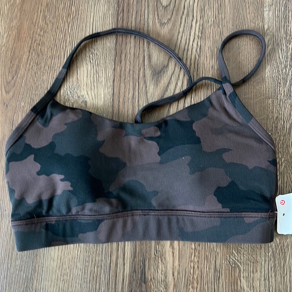 NWT lululemon Flow Y Bra size 4